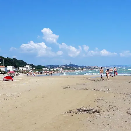 With Sea And Mountain Views In 80 M² Canosa Sannita